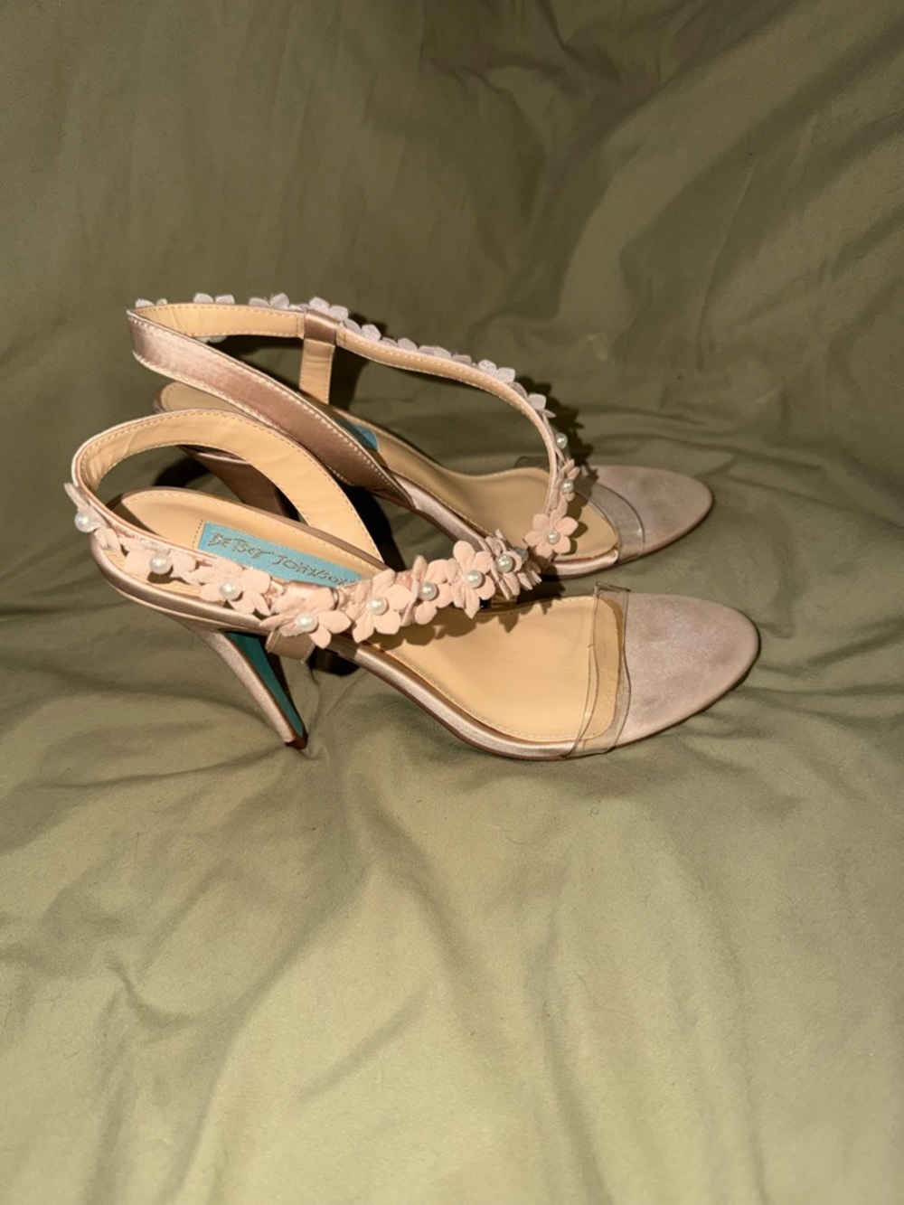 Blue by Betsey Johnson Blush Pink Floral Embellished Slingback Heels Bridal - Picture 4 of 7